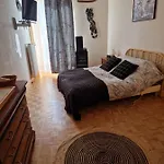 120 M² Duplex Coeur Historique Au Calme Apartment *