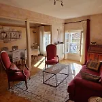 120 M² Duplex Coeur Historique Au Calme Apartamento