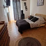 120 M² Duplex Coeur Historique Au Calme Apartamento *