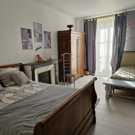 120 M² Duplex Coeur Historique Au Calme