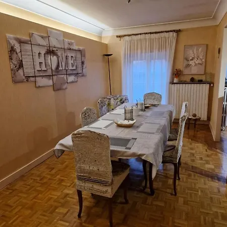 120 M² Duplex Coeur Historique Au Calme Le Puy-en-Velay