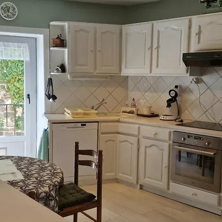 120 M² Duplex Coeur Historique Au Calme *