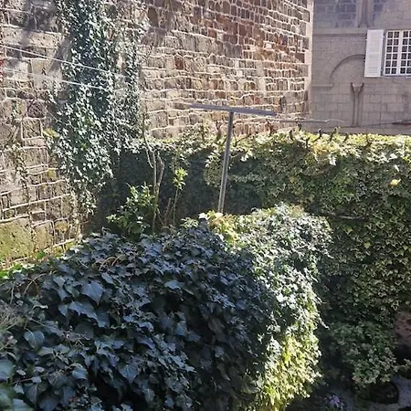 Апартаменты 120 M² Duplex Coeur Historique Au Calme Le Puy-en-Velay